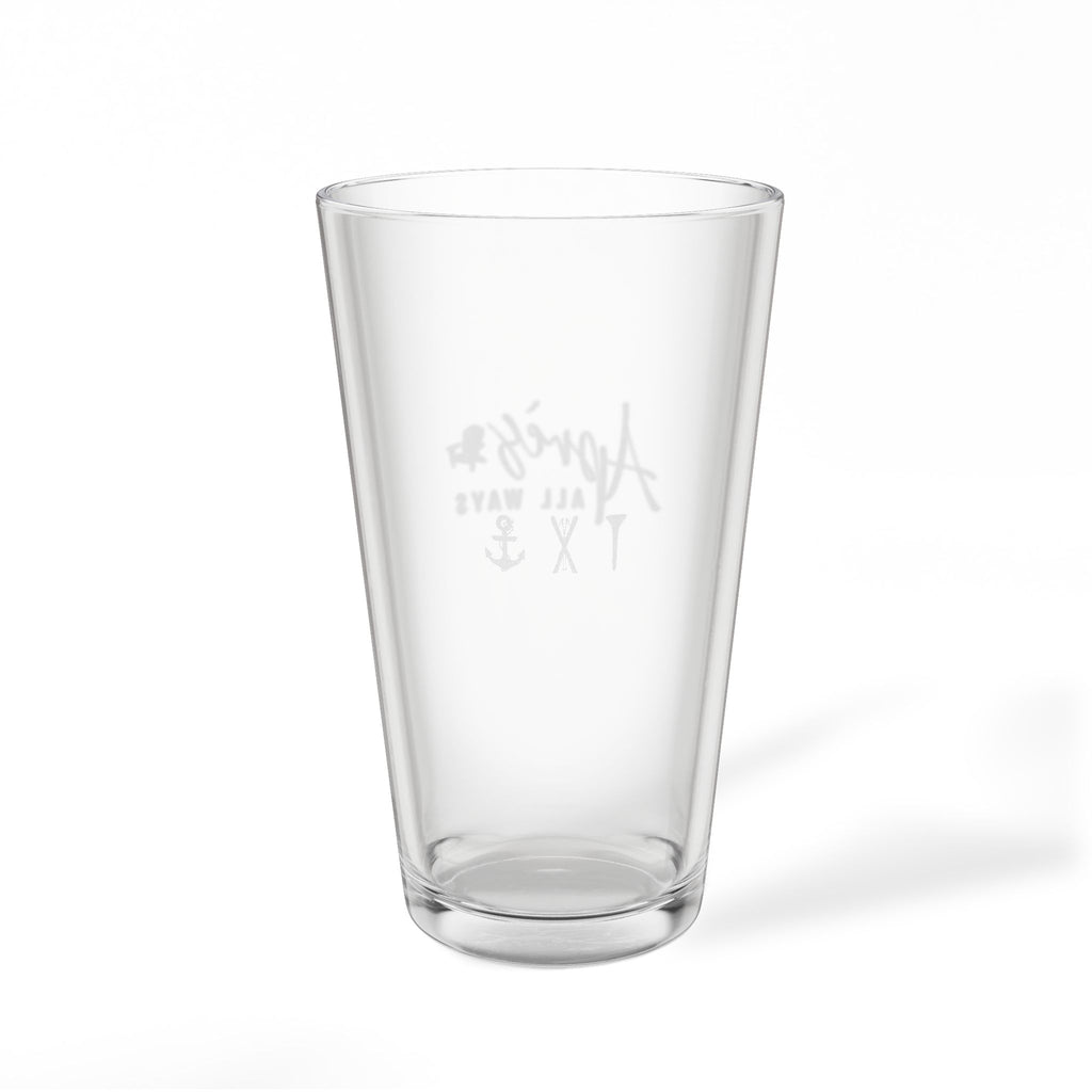 Back view of an Après All Ways pint glass featuring anchor, crossed skis, and golf tee icons representing sea, ski, and golf.